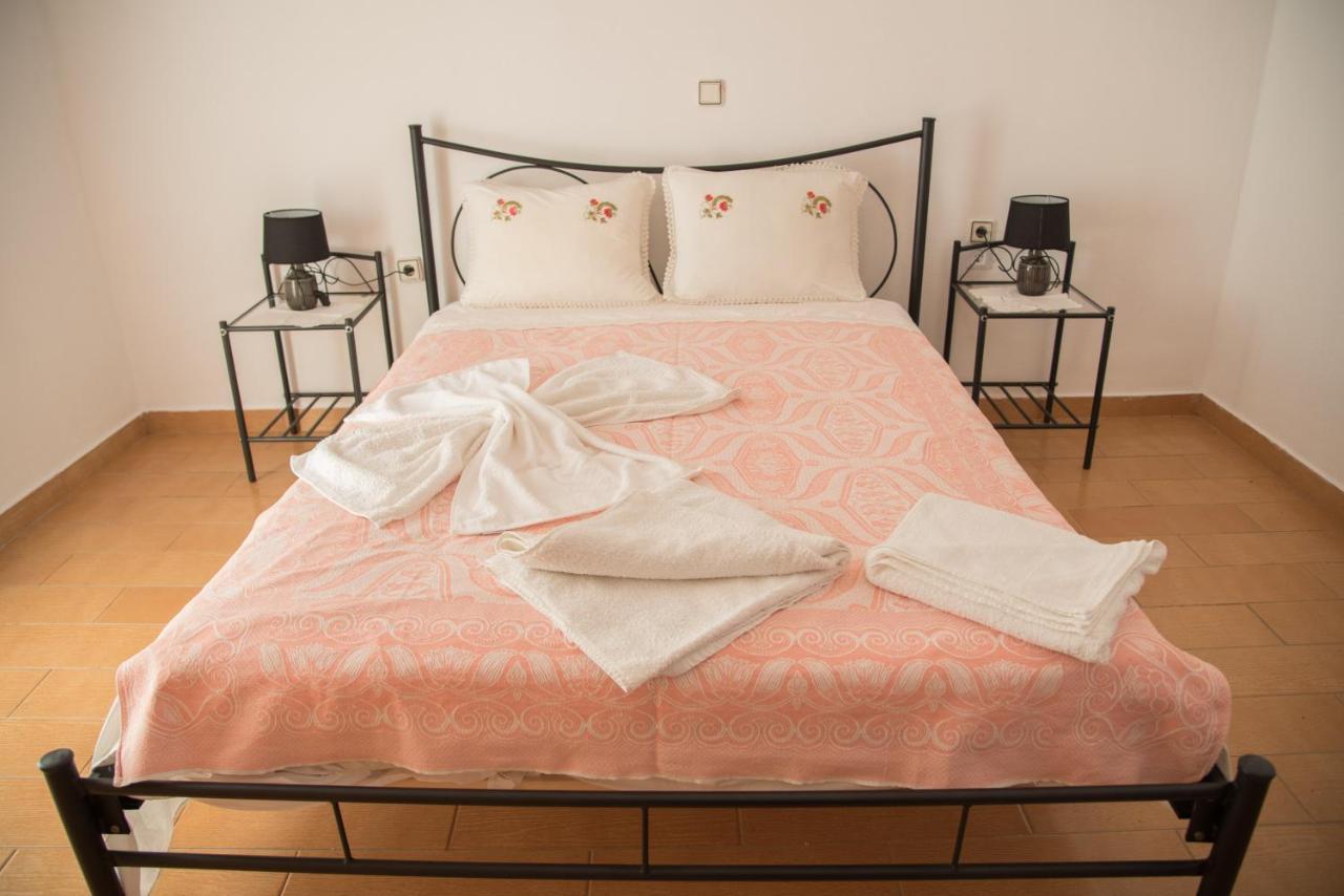 Sette Isole Countryside Apartment Atháni Kültér fotó