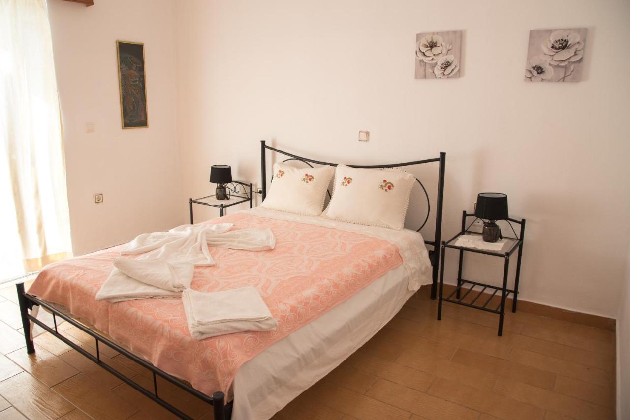Sette Isole Countryside Apartment Atháni Kültér fotó